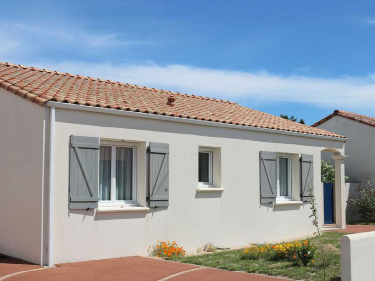 VOLET BATTANT BOIS GOPLAST